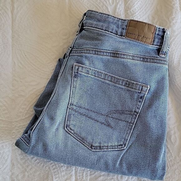 American Eagle Outfitters Mom Jeans Light Blue 4 - Picture 13 of 13